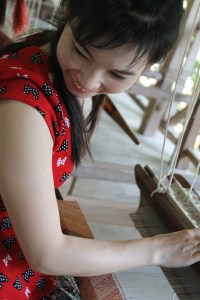 Smiling Weaver Ock Pop Tot